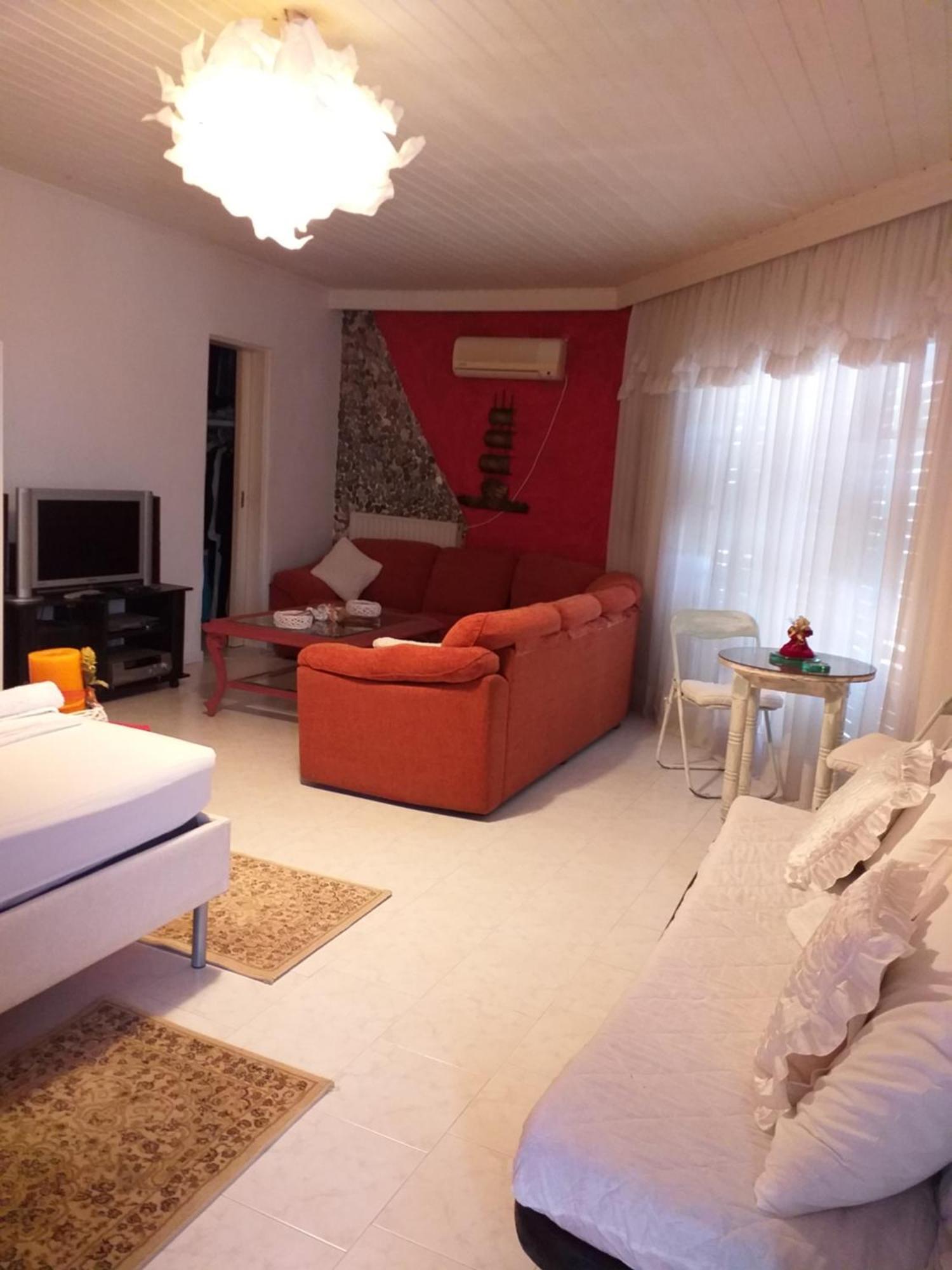 Roulas Cozy Apartments Artémida Eksteriør bilde